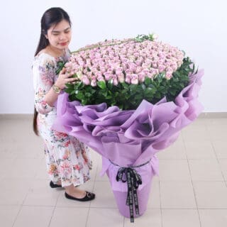 Purple Power - 300 Roses Grand Bouquet
