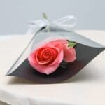 5pcs Rose Bunch in Sleeve 4 02 - 005