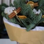 Elegant Winter Naturals Bouquet 2 xm2