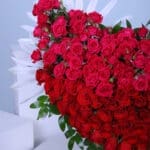 Heart Kiss Rose with Ferrero Rocher 4 04