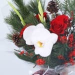 Winter Romance Bouquet 4 04