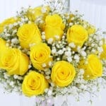 20 Yellow Roses in Vase 3 4