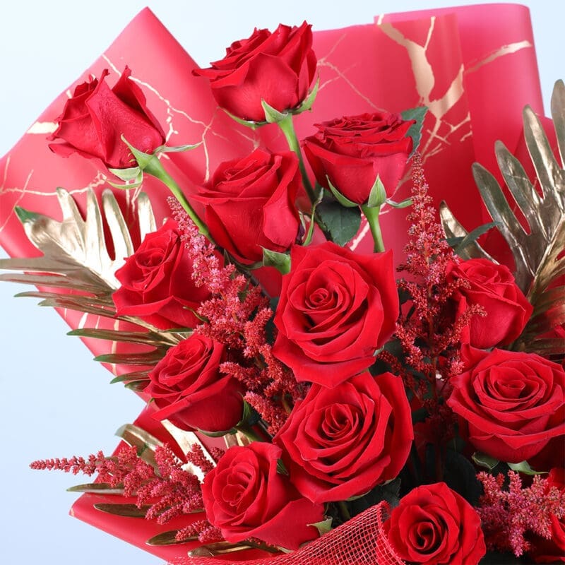 Golden Romance Red Roses_04 Golden Romance Red Roses 04
