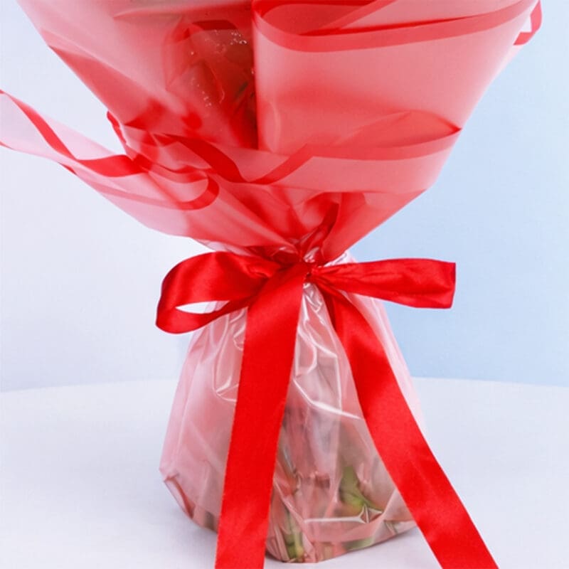 red rose eucalyptus hypericum bouquet 04