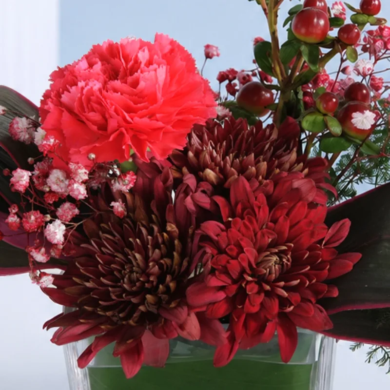 deep-red-glass-vase_04 deep red glass vase 04