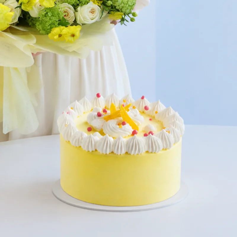 golden-bloom-mango-cake-combo_03 golden bloom mango cake combo 03