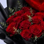 20 Red Rose Anniversary Charm with Balloon 4 20-red-rose-anniversary-charm_04