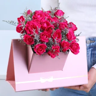 Dark Pink Spray Rose Envelope Box featuring 6 stems of fresh dark pink spray roses with delicate caspia arranged in a premium pink envelope-style flower box for gifting and special occasions.