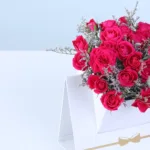 Dark Pink Spray Rose White Envelope Box 3 dark-pink-spray-rose-white-envelope-box_03