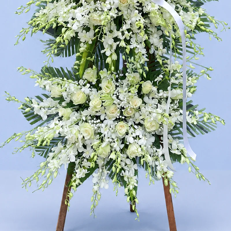eternal white tribute stand 03