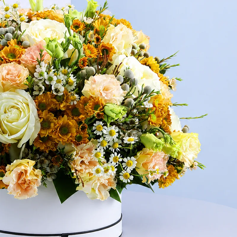 golden-bloom-floral-hat-box_02 golden bloom floral hat box 02