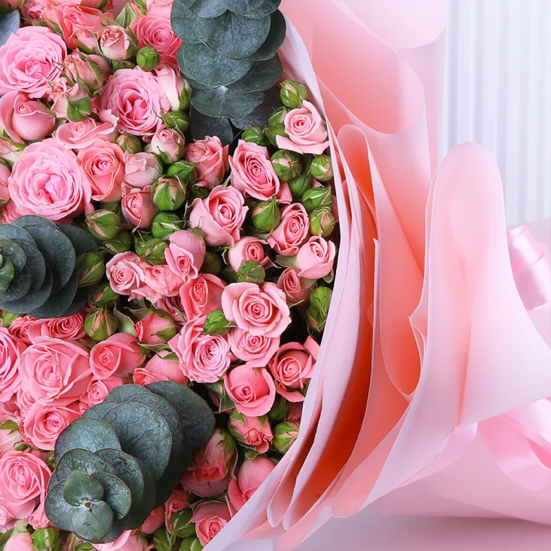 pink-rose-bouquet-with-eucalyptus_04 pink rose bouquet with eucalyptus 04