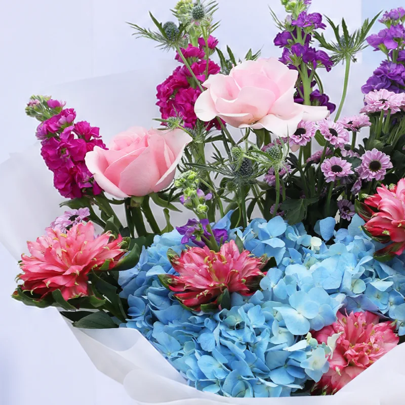 radiant-mixed-bloom-bouquet_03 radiant mixed bloom bouquet 03