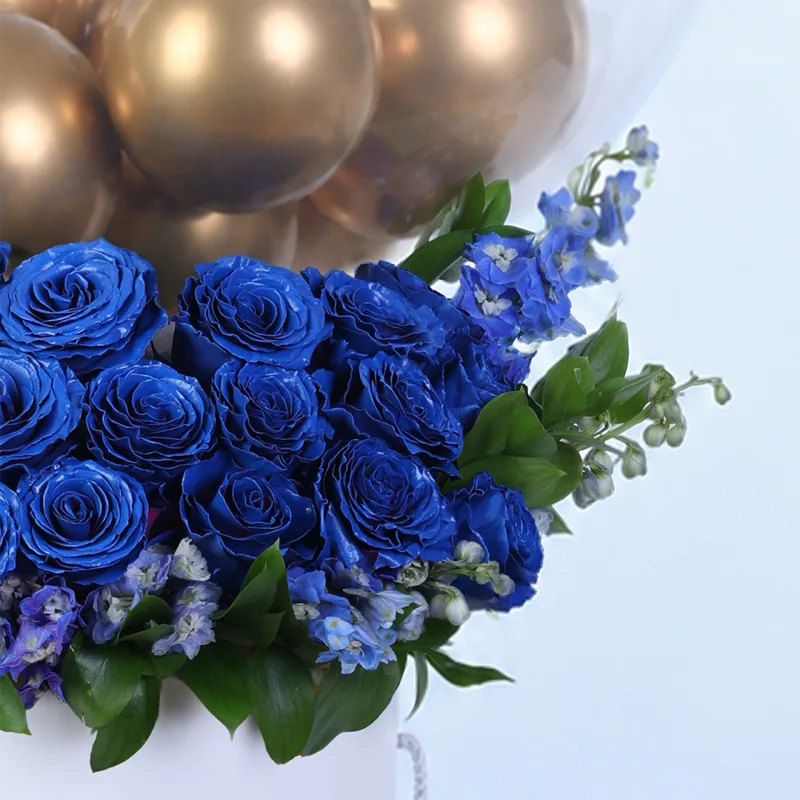 blue rose birthday balloon hat box 02
