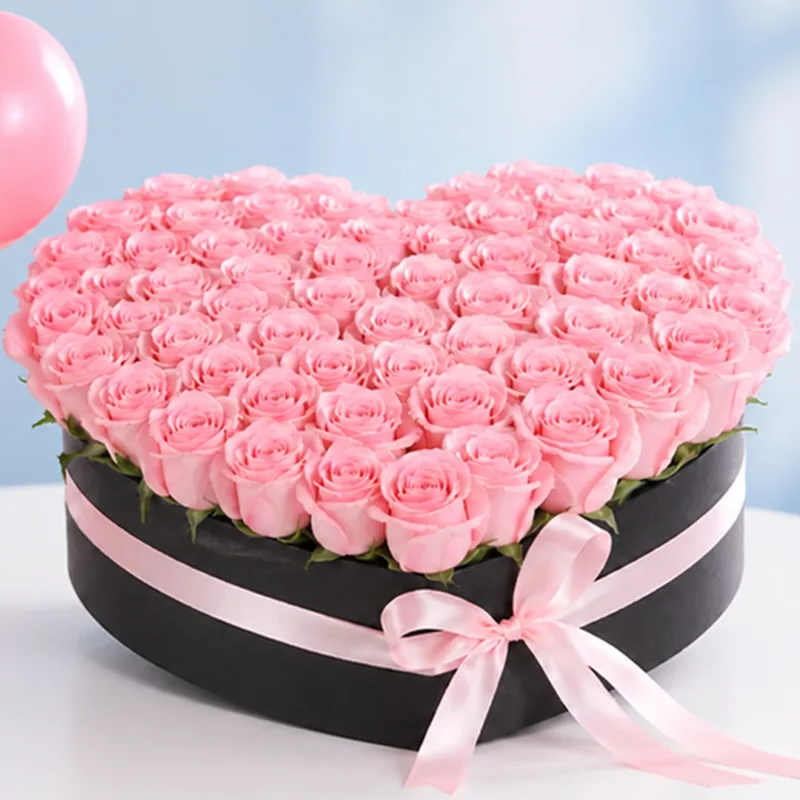 blushing-roses-balloons-box_03 blushing roses balloons box 03