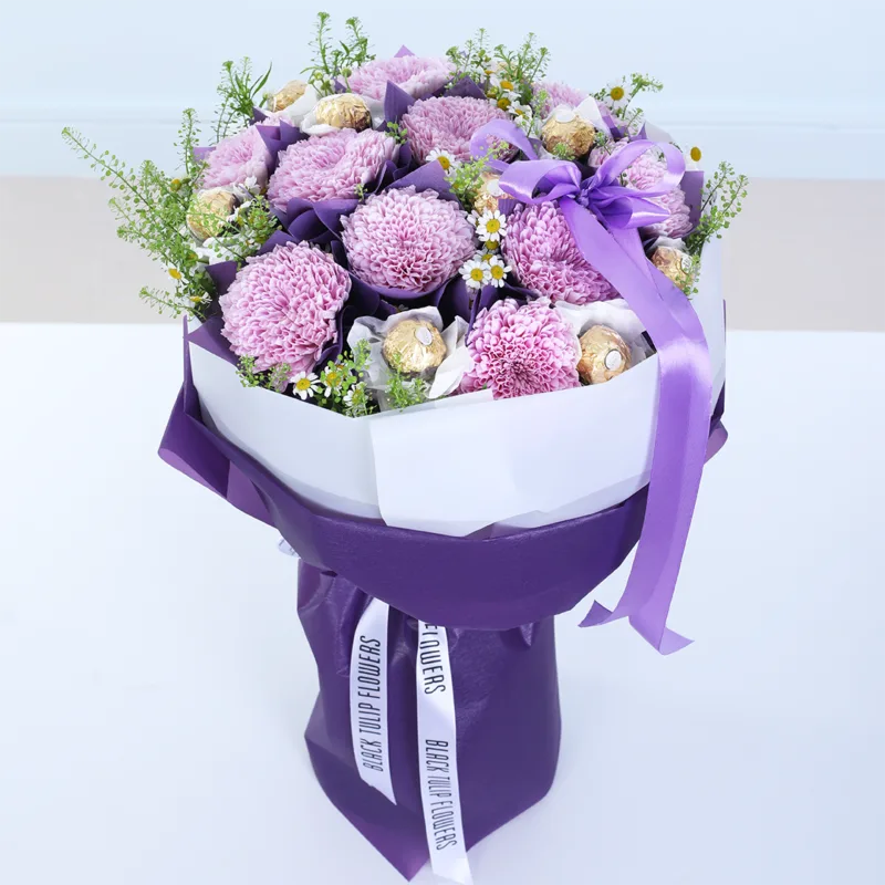 lavender bloom ferrero bouquet 02