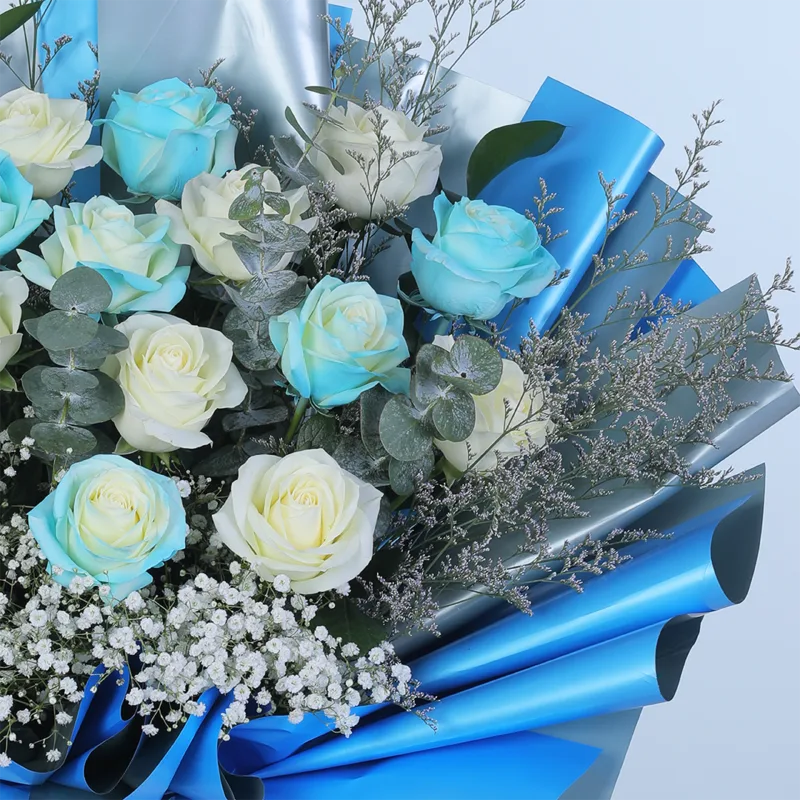 blue-white-rose-harmony-bouquet_04 blue white rose harmony bouquet 04