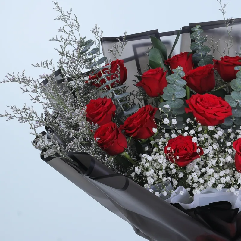 classic-red-rose-elegance-bouquet_04 classic red rose elegance bouquet 04
