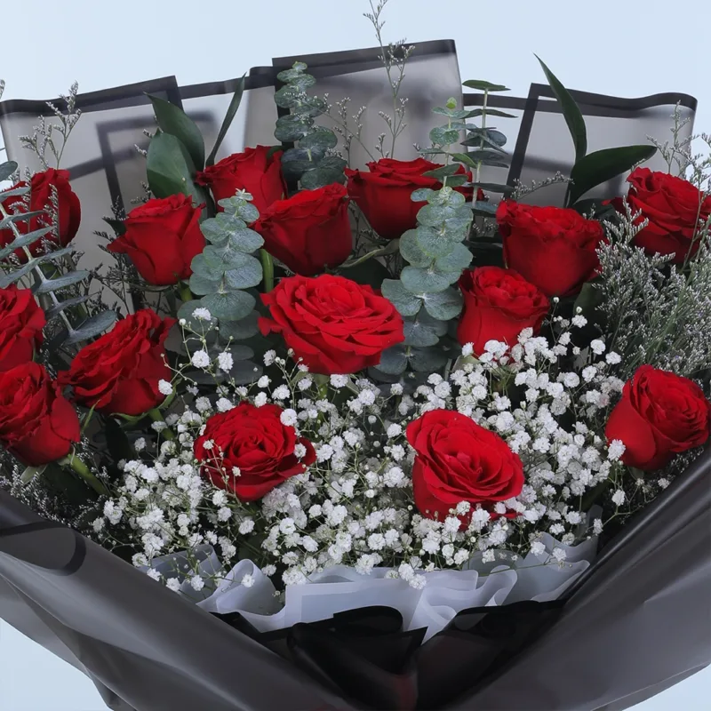 classic-red-rose-elegance-bouquet_05 classic red rose elegance bouquet 05