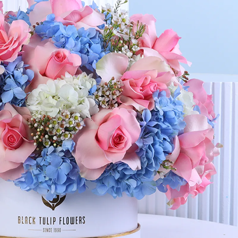 rose-hydrangea-floral-hat-box_03 rose hydrangea floral hat box 03
